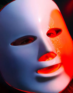 RED light face mask