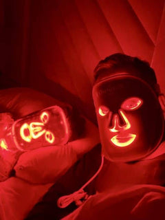 RED light face mask